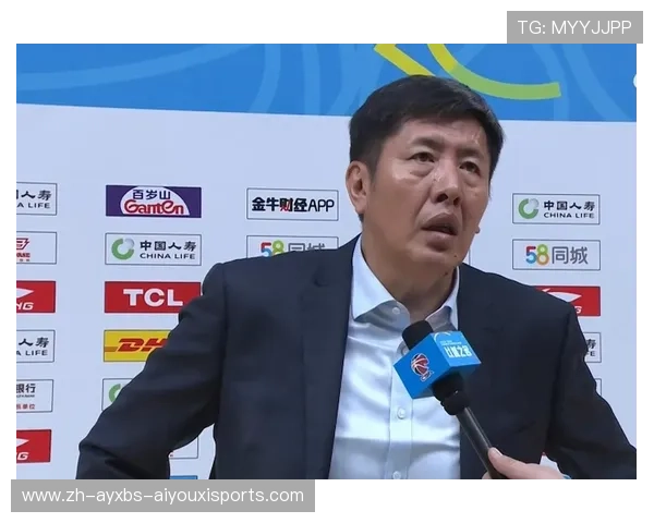 CBA中最爱足球的教练有哪些？